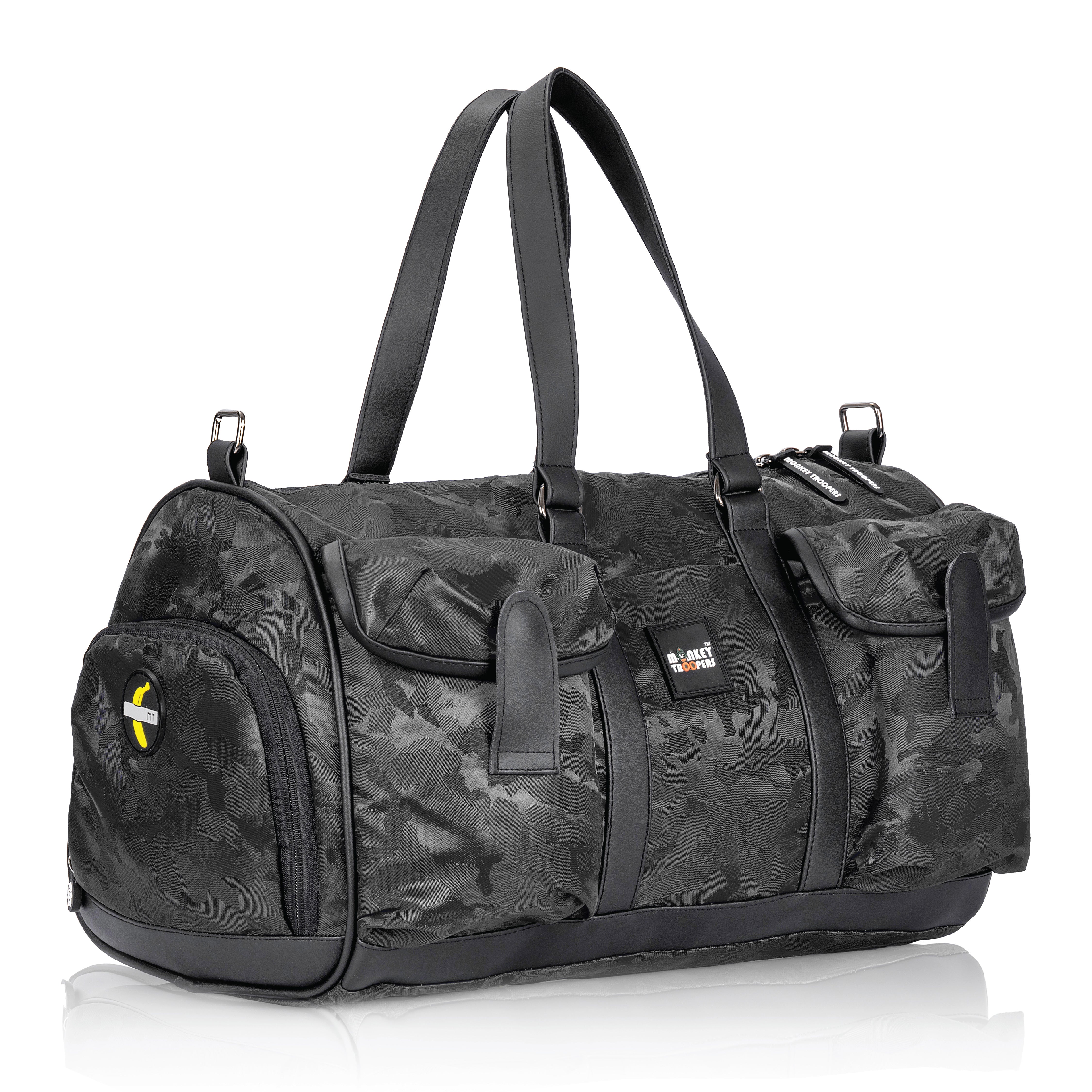 ROAM-Duffle-Bag-Black-Camo001