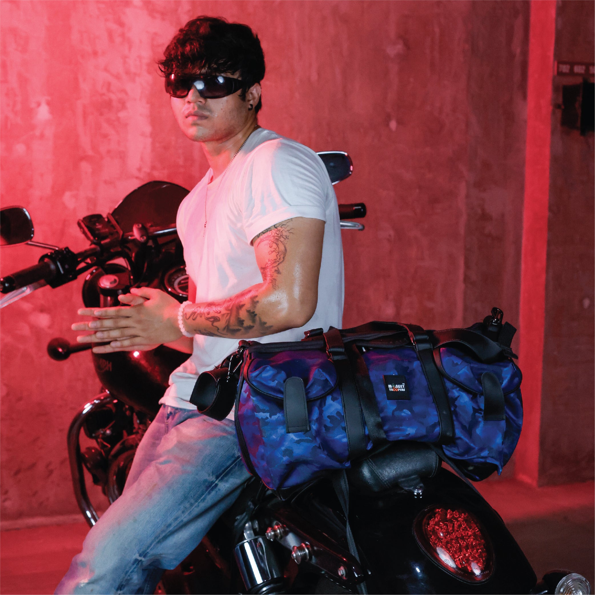 ROAM-Duffle-Bag-Blue-Camo001