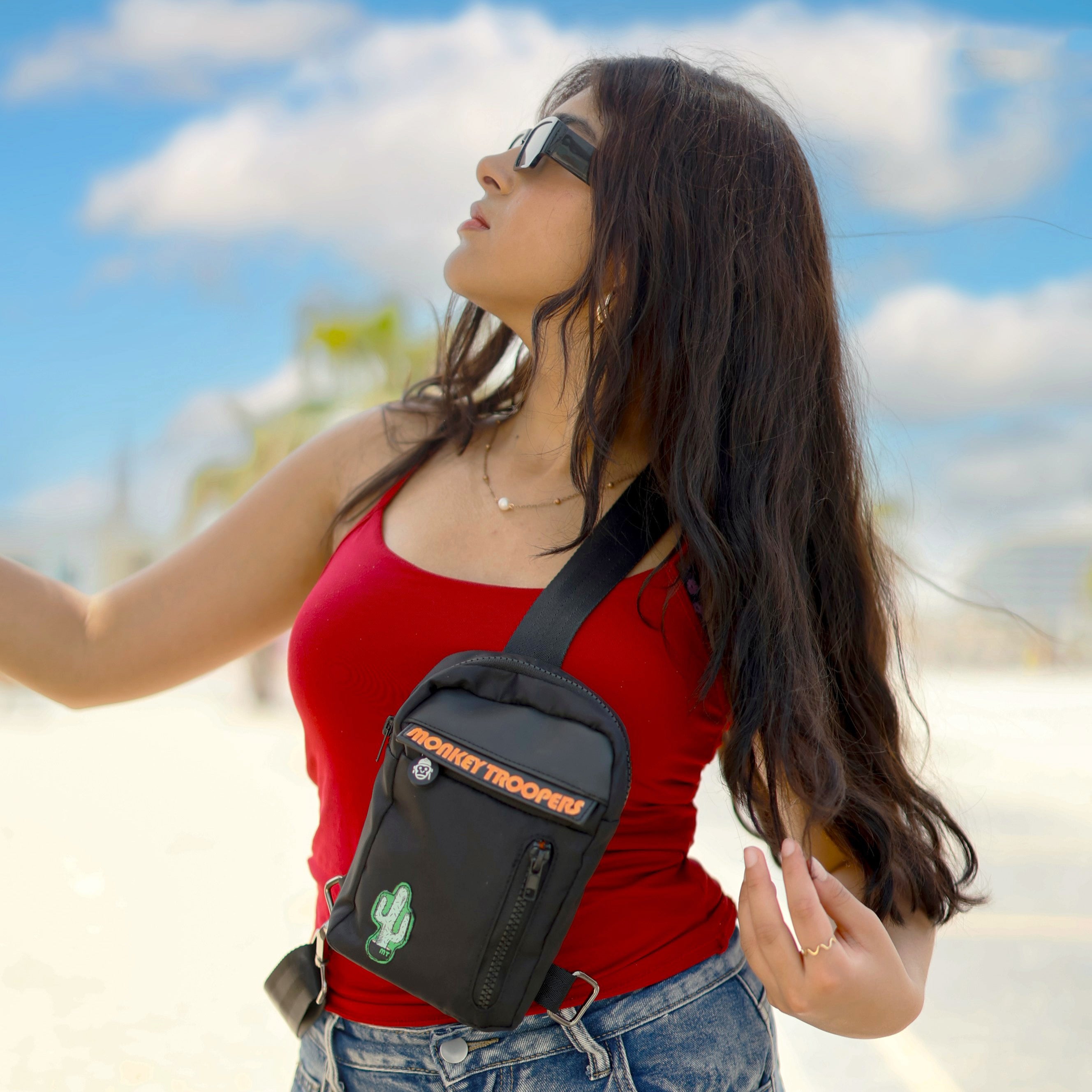 Side Kick Crossbody | Black